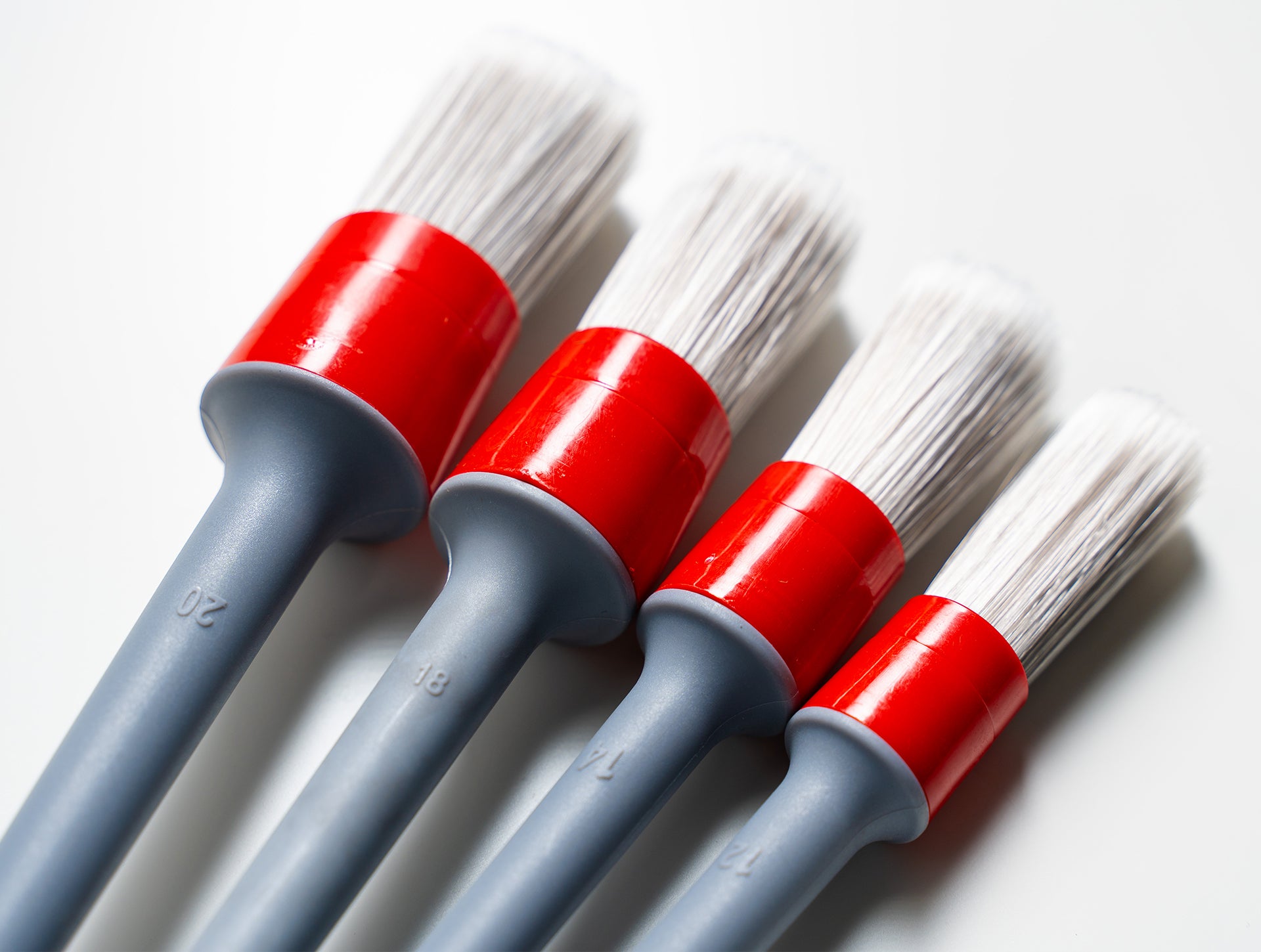 Soft Detailing Brush (High Density, Split End Fibers)